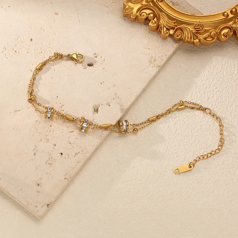 Armband med pärlor i syntetisk zirkon, 18K förgylld