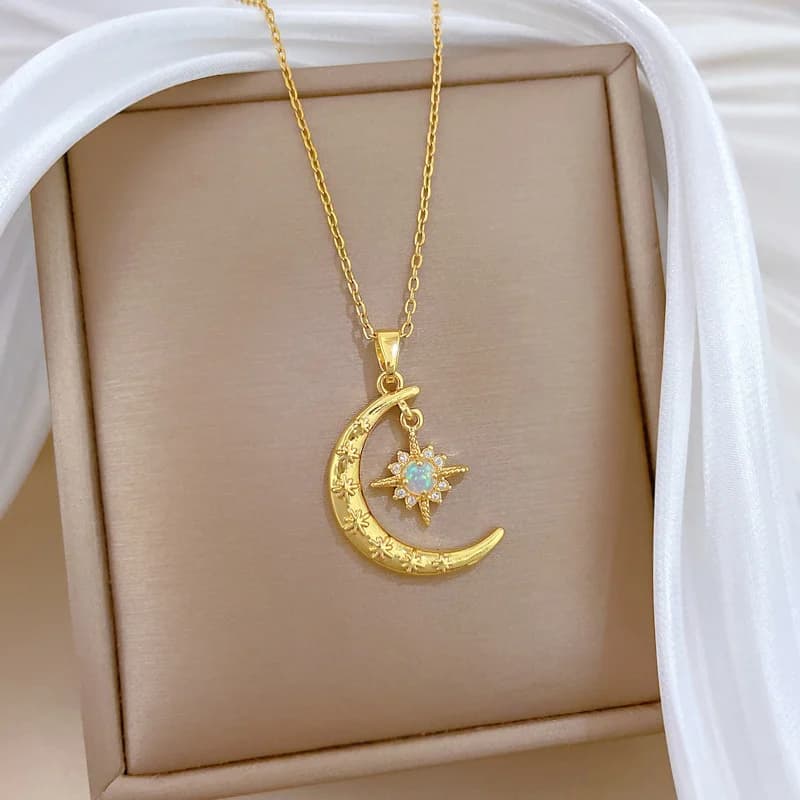 Bowknot Zirconia Pendant Necklace