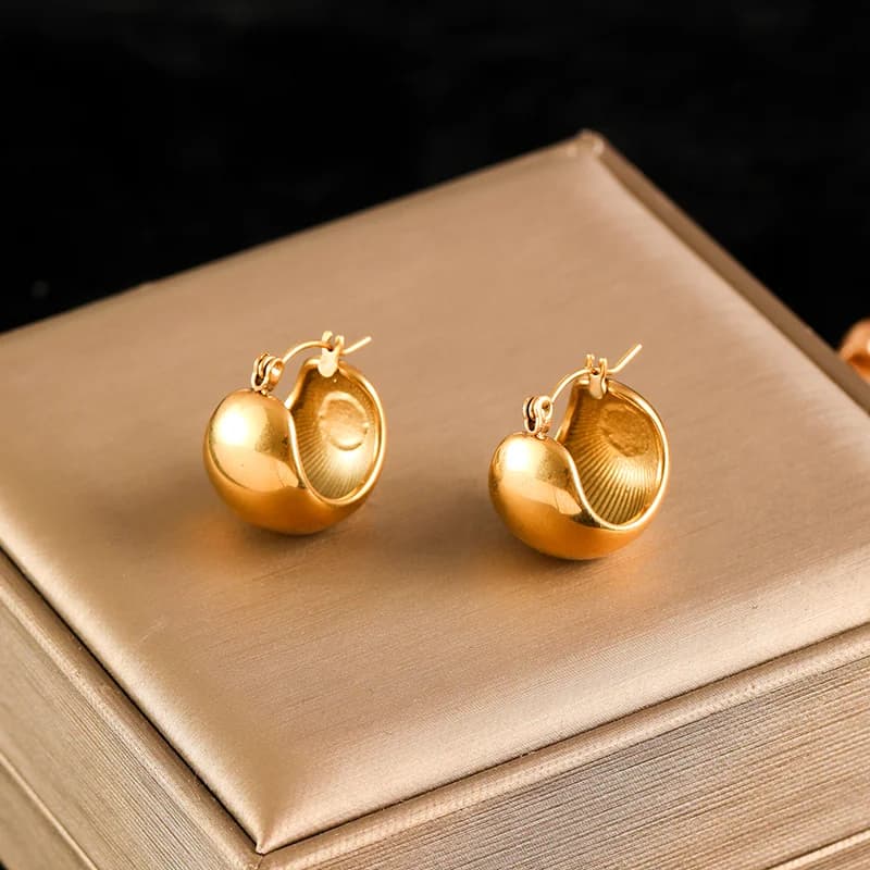Geometric Heart Shape Stud Earrings, Gold Color